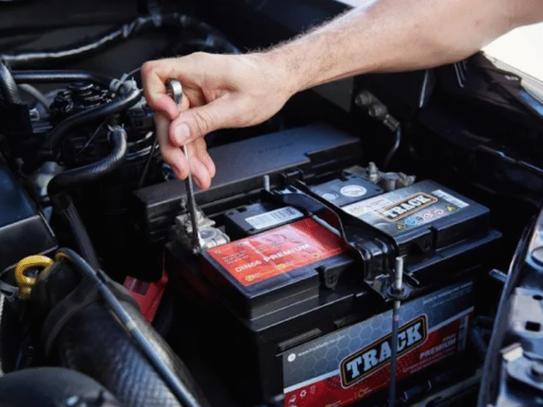 Automozoom Batteries Track Batteries 768x576